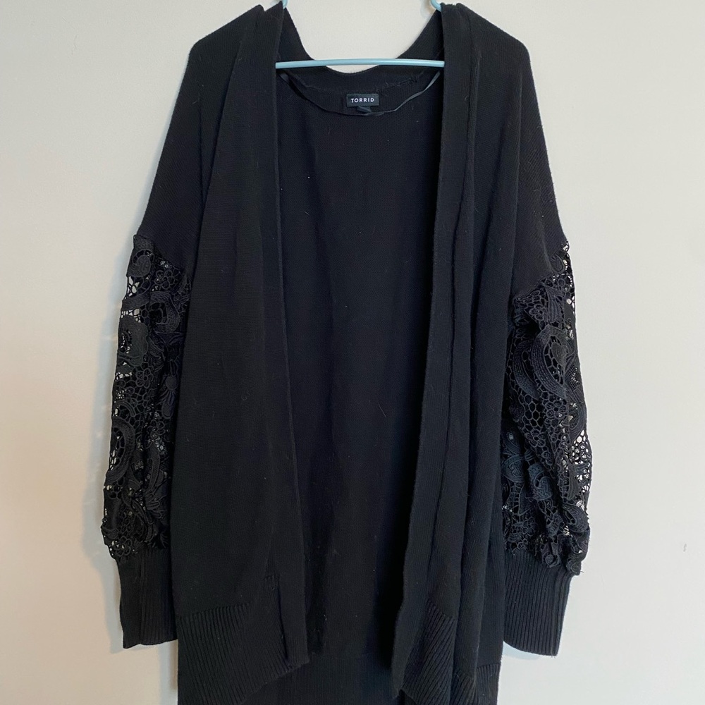 Black Lace Sleeve Cardigan